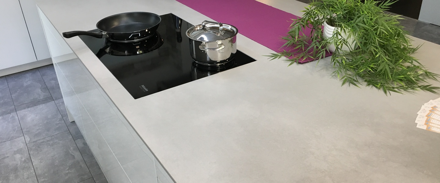Kitchen countertops Effect Cement / Resin urban argento