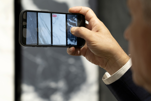 Sapienstone at the SICAM 2024 exhibition: Innovative design and cutting-edge surfaces for interior design