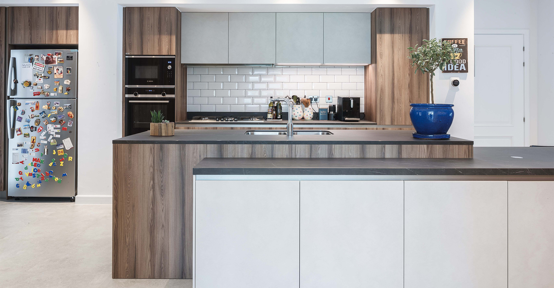 kitchen wall cabinets dubai sapienstone s pietra grey countertop in a snaidero kitchen kitchen wall cabinets dubai sapienstone s pietra grey countertop in a snaidero kitchen