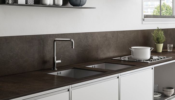 SapienStone Urban Antracite matte black kitchen countertop, natural finish, and sophisticated touch. 