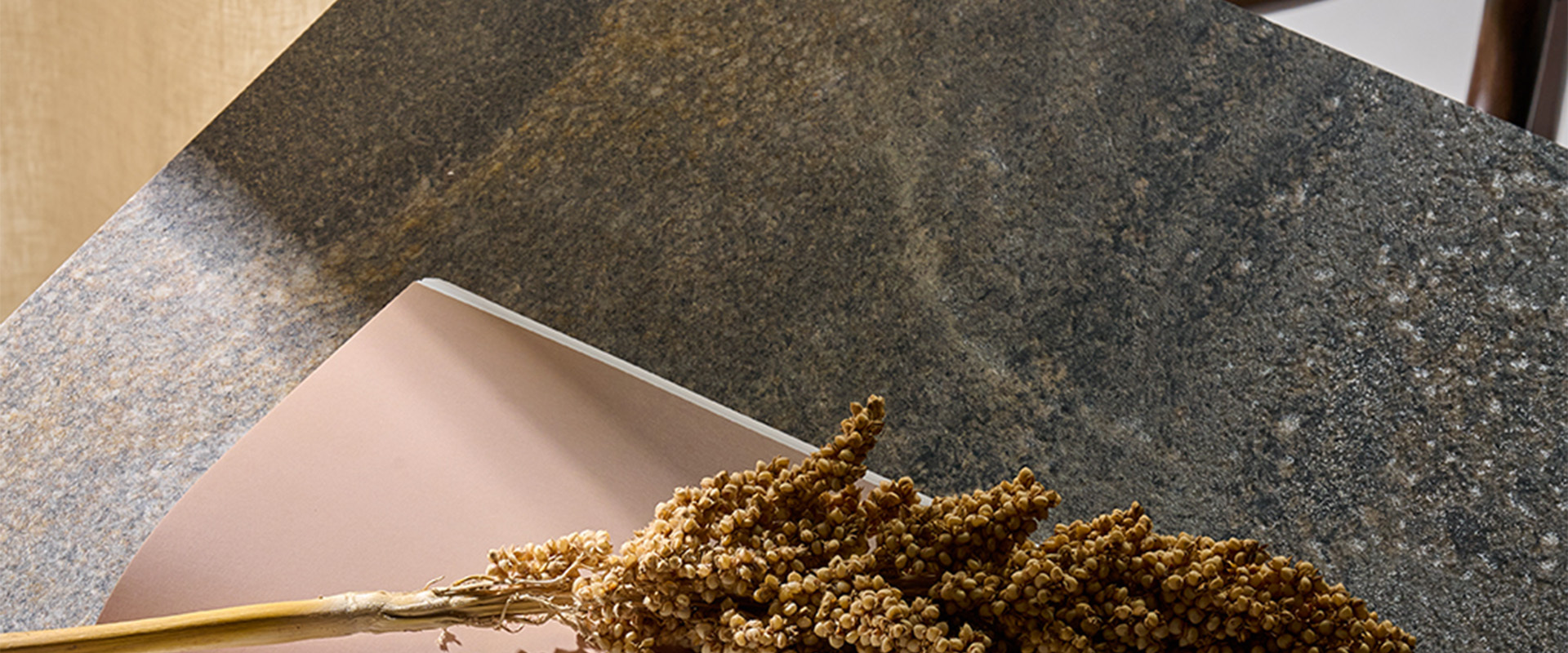 Porcelain stoneware kitchen countertops: 4 advantages